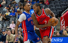 NBA最新动态曝光：活塞队内部权威人士公开表态，明确否认球队可能交易明星球员伦纳德的传闻，引发联盟广泛关注与热议